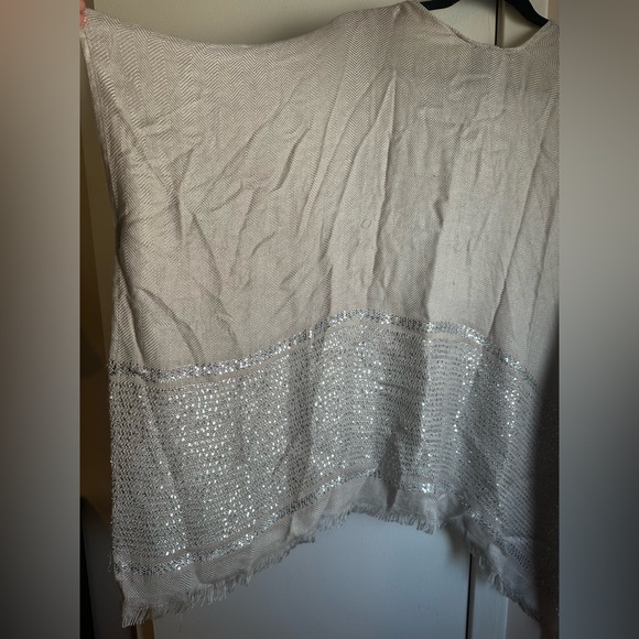 Vince Camuto Metallic Stripe Poncho / Open-Front Wrap – Ivory – NWT - Picture 3 of 6